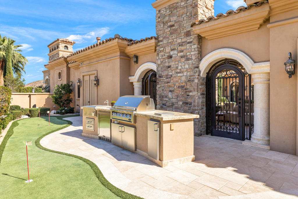 49981 Ridge View Way