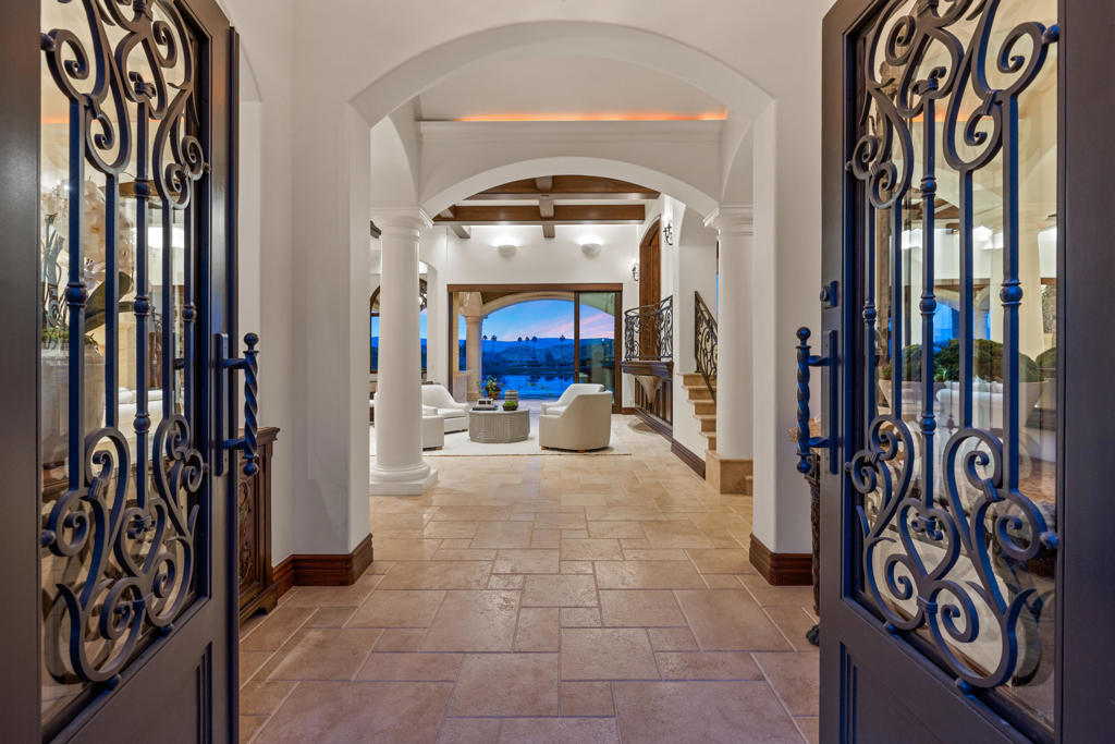 49981 Ridge View Way