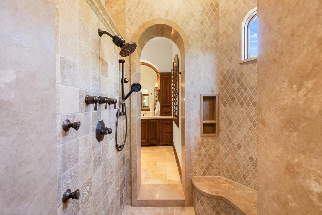 49981 Ridge View Way