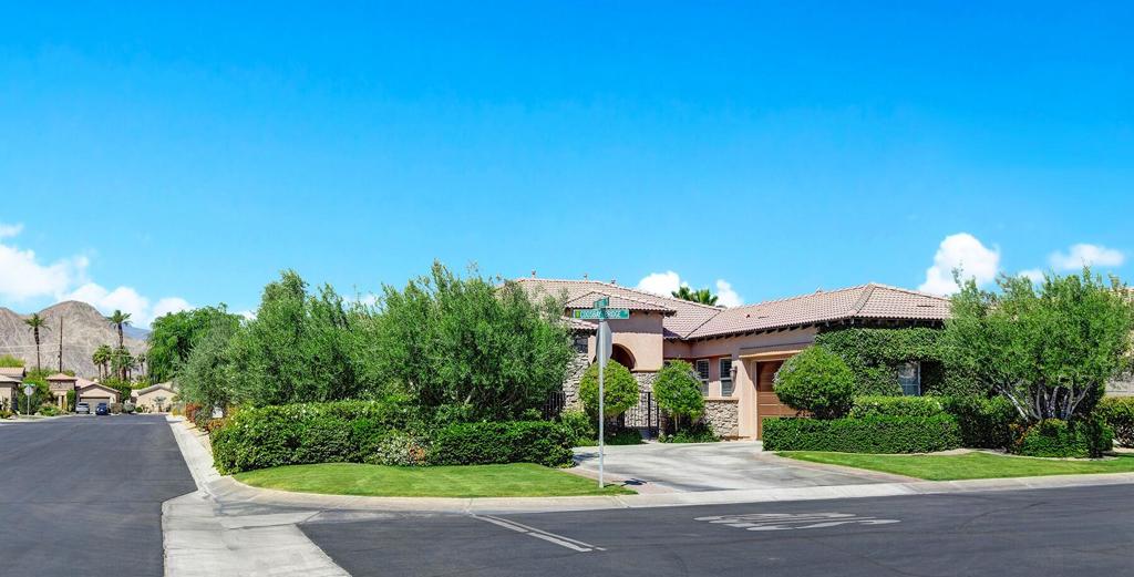 48223 Coosbay Bridge Circle