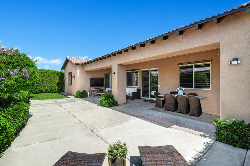 48223 Coosbay Bridge Circle