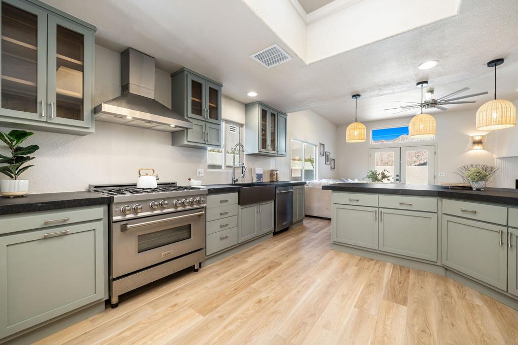 54640 Avenida Obregon