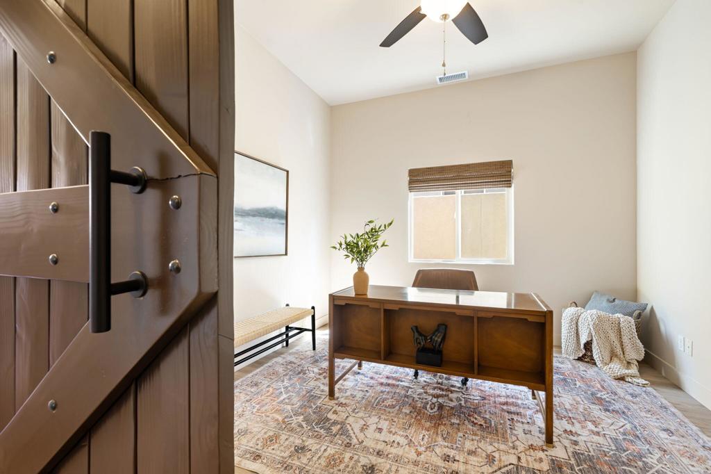 54640 Avenida Obregon