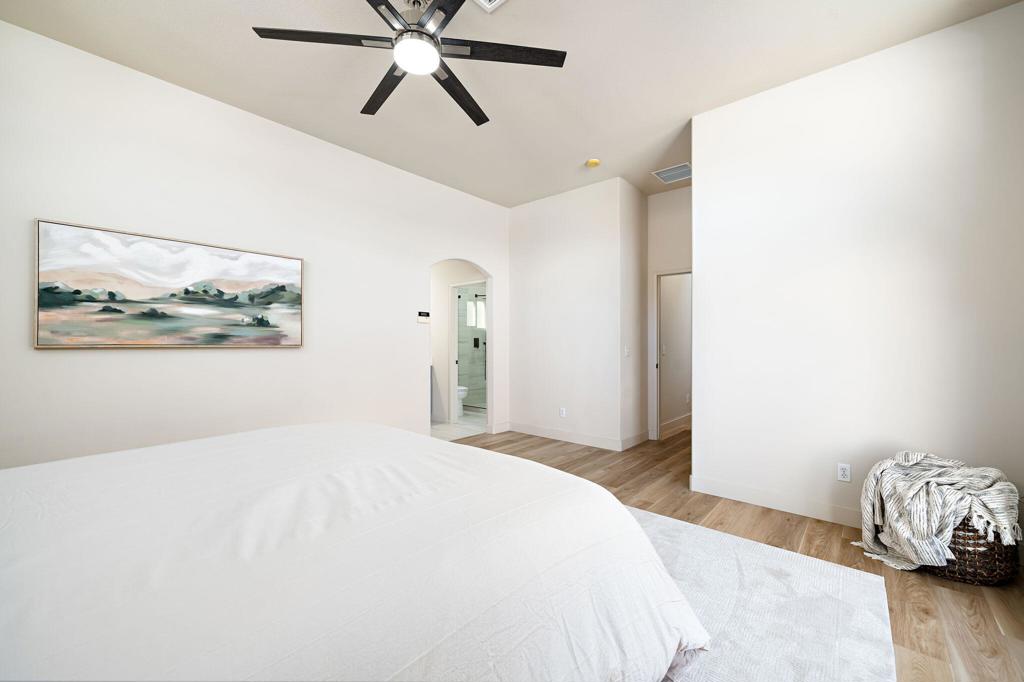 54640 Avenida Obregon