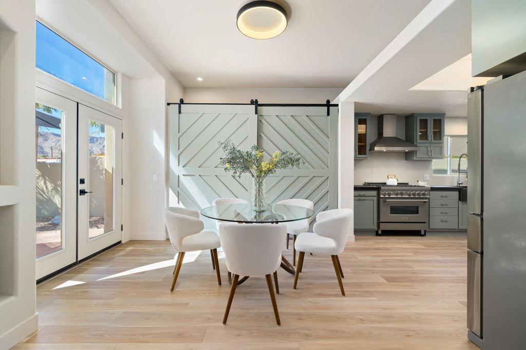 54640 Avenida Obregon