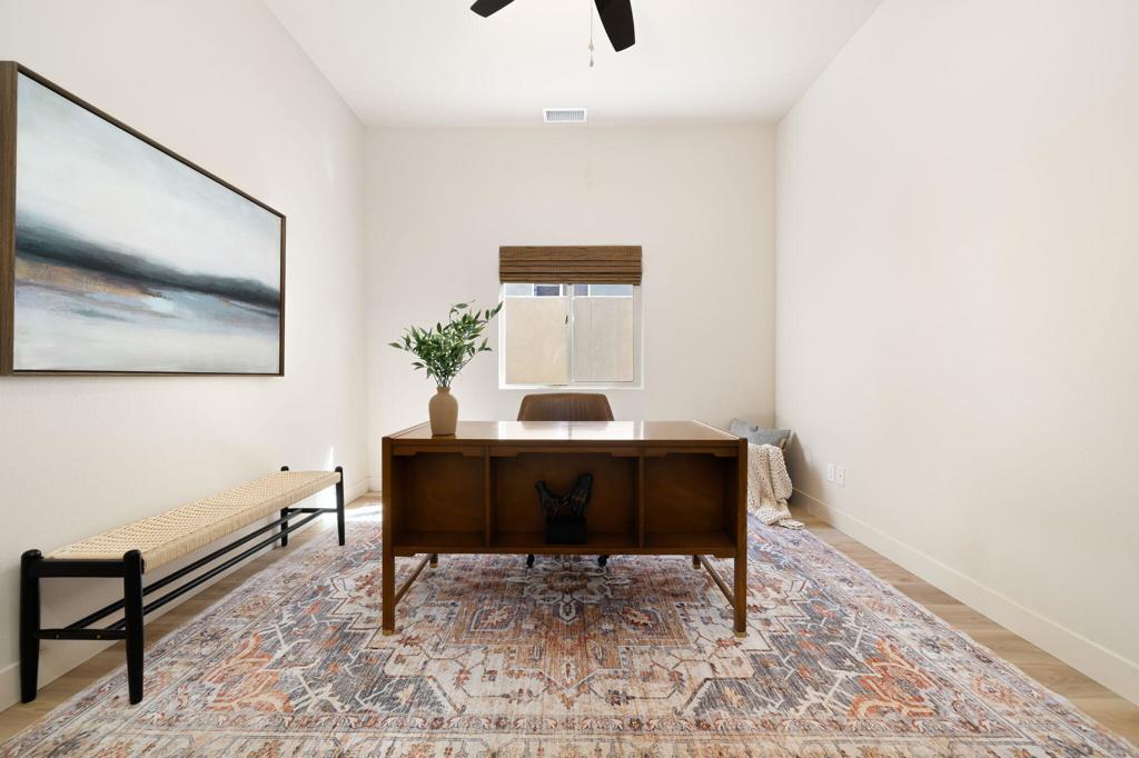 54640 Avenida Obregon