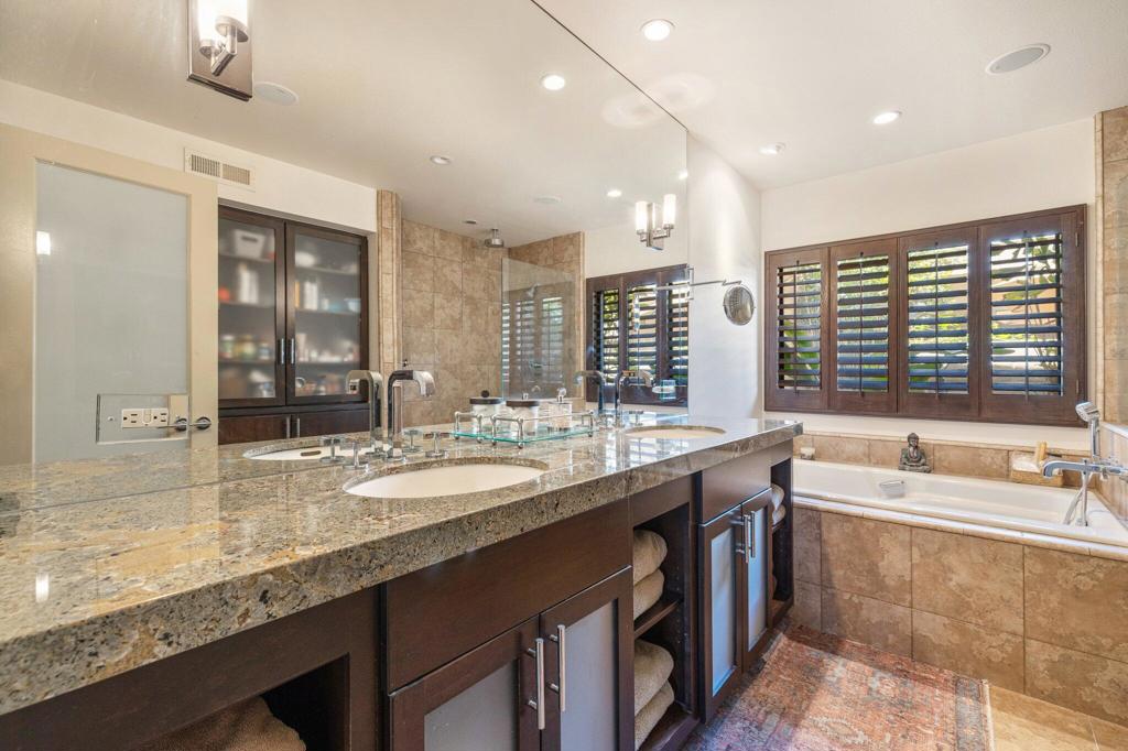 74903 Chateau Circle