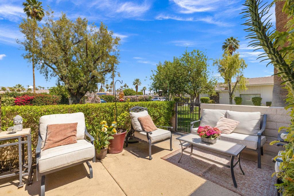 74903 Chateau Circle