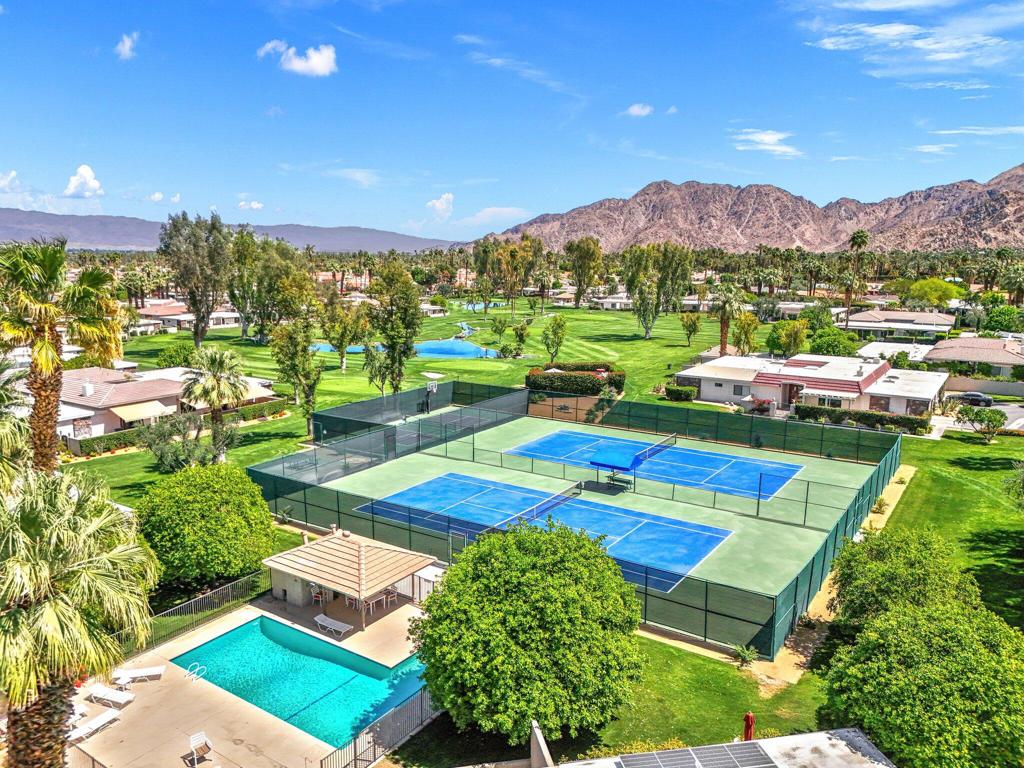 74903 Chateau Circle