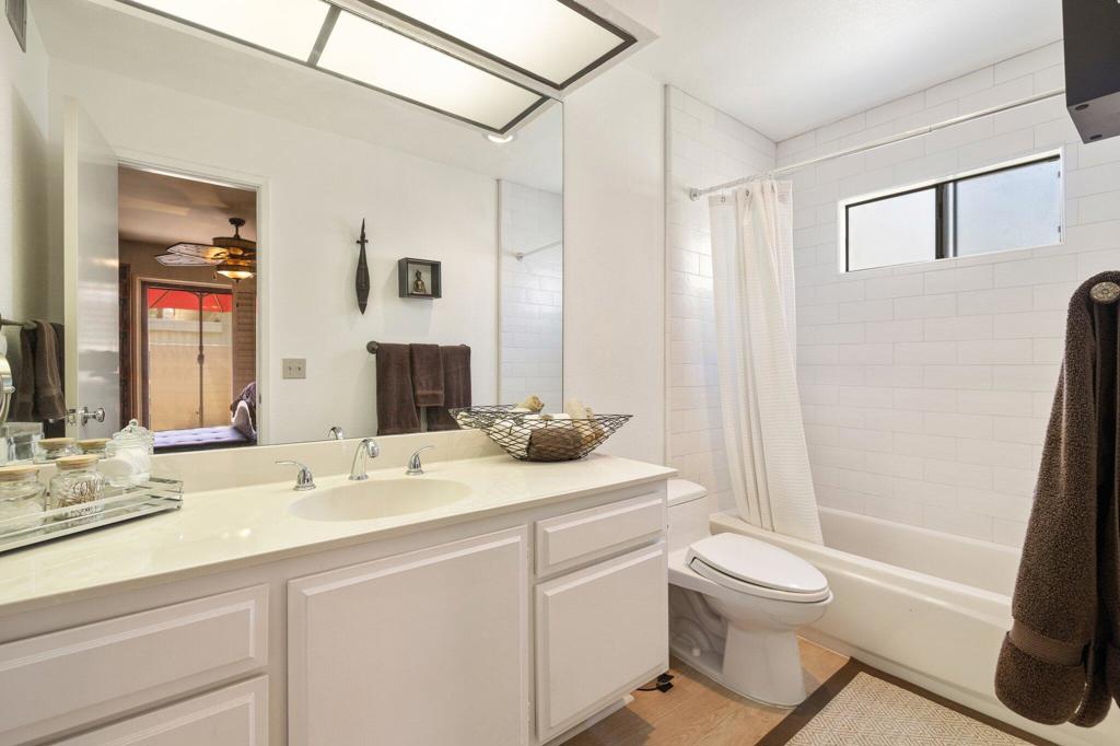 74903 Chateau Circle