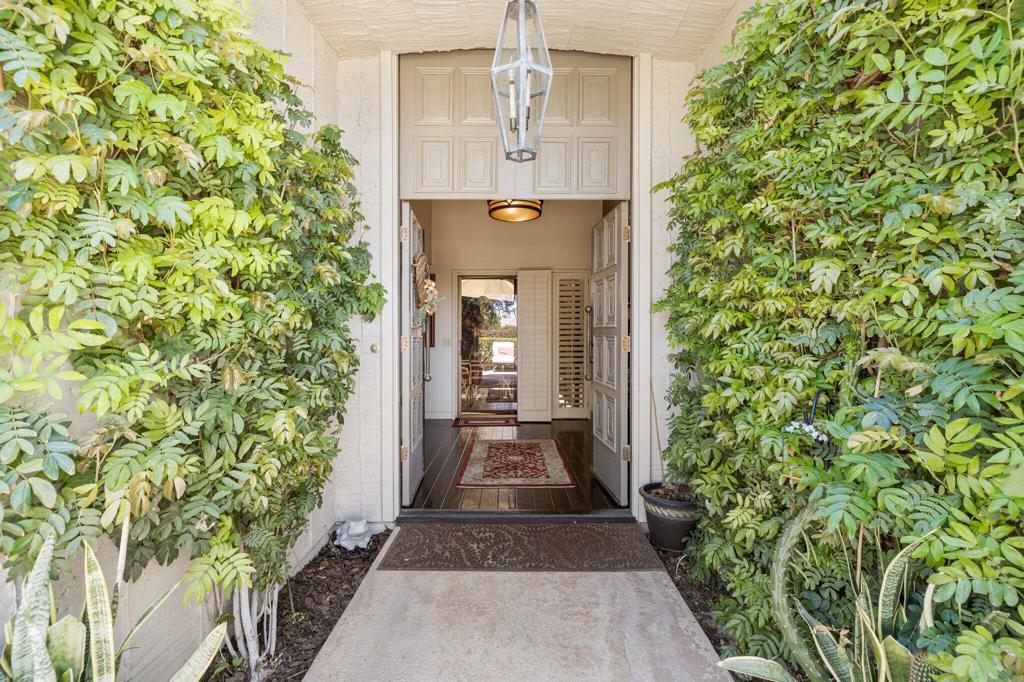 74903 Chateau Circle