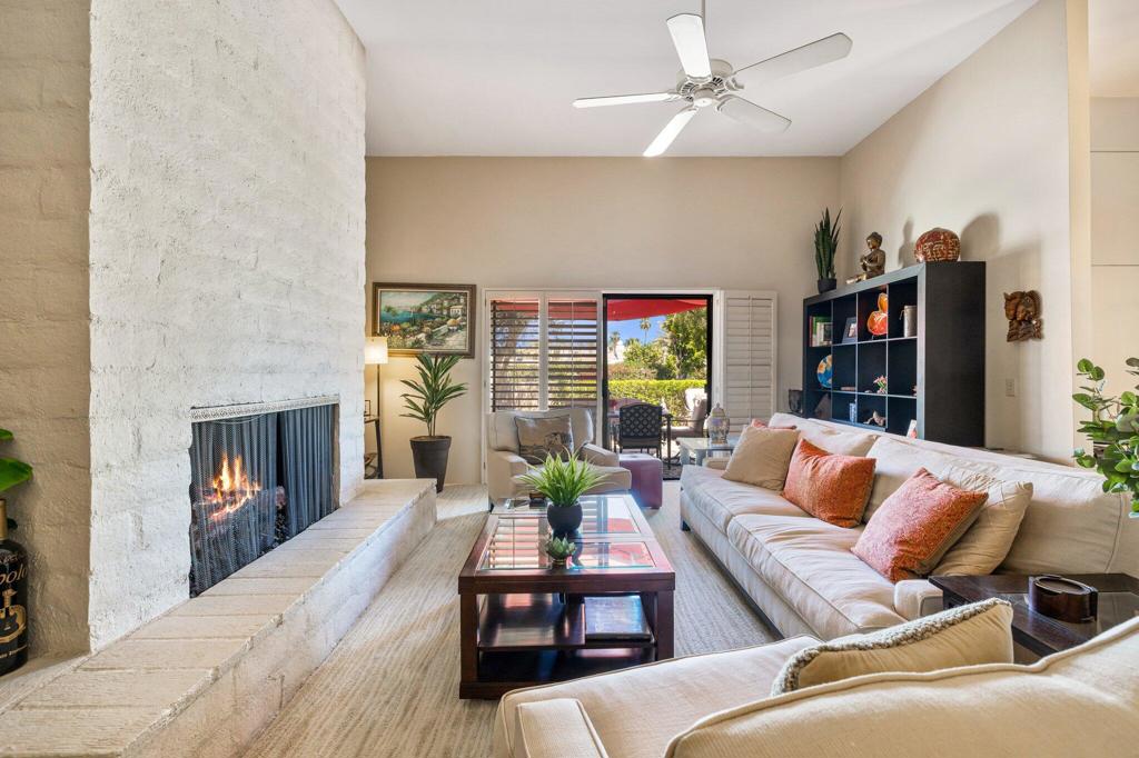 74903 Chateau Circle