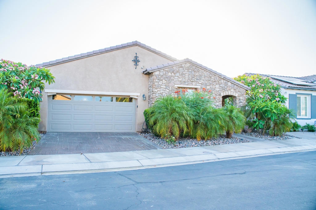42861 Beato Court