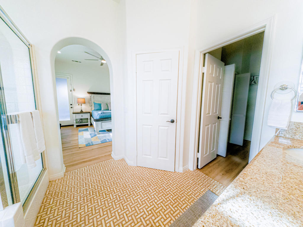 42861 Beato Court