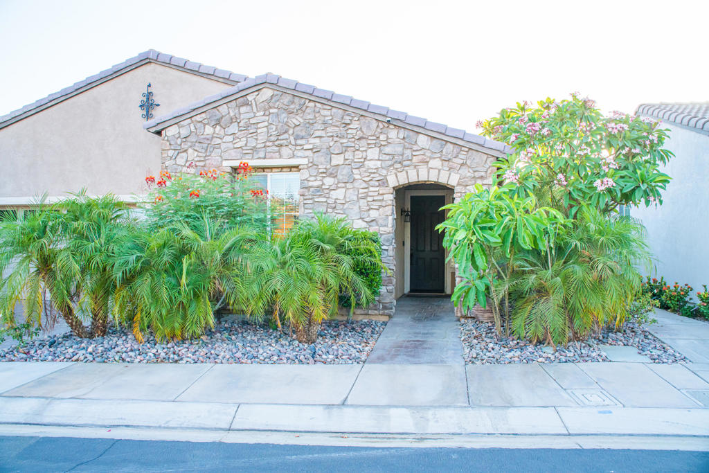 42861 Beato Court
