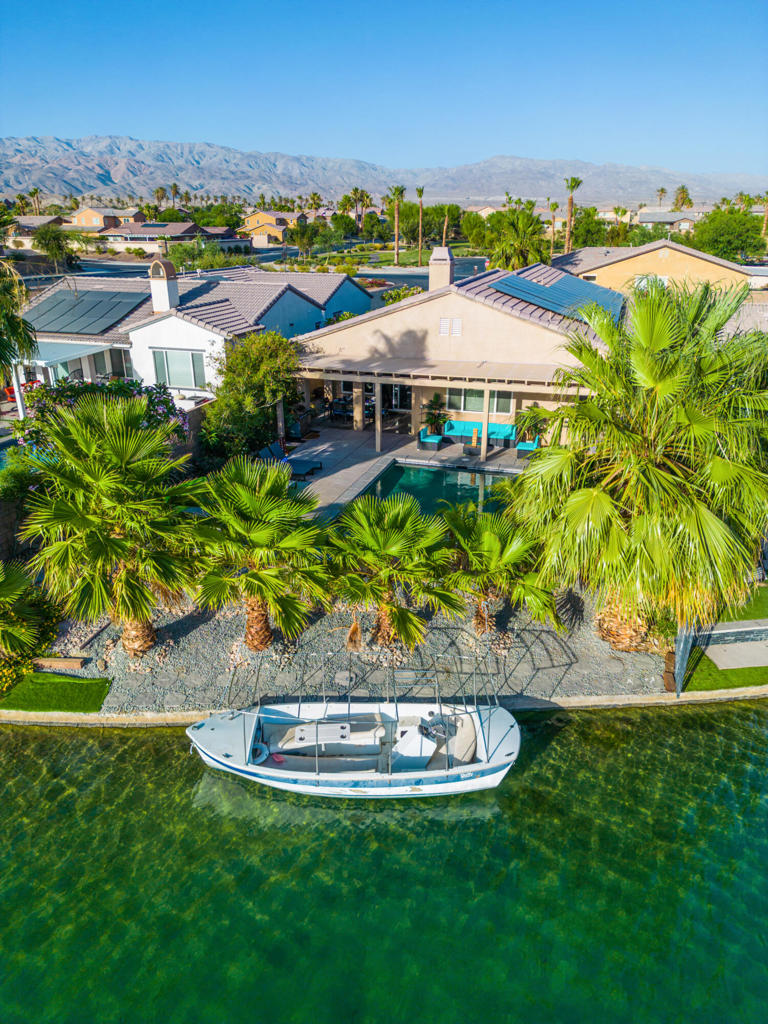 42861 Beato Court