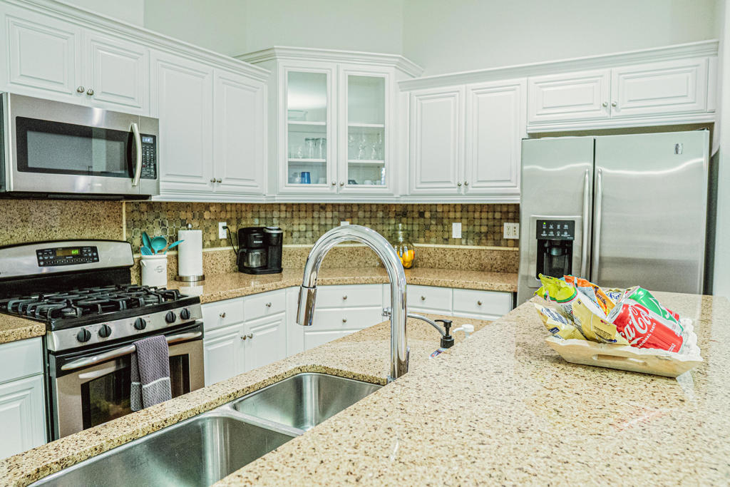 42861 Beato Court