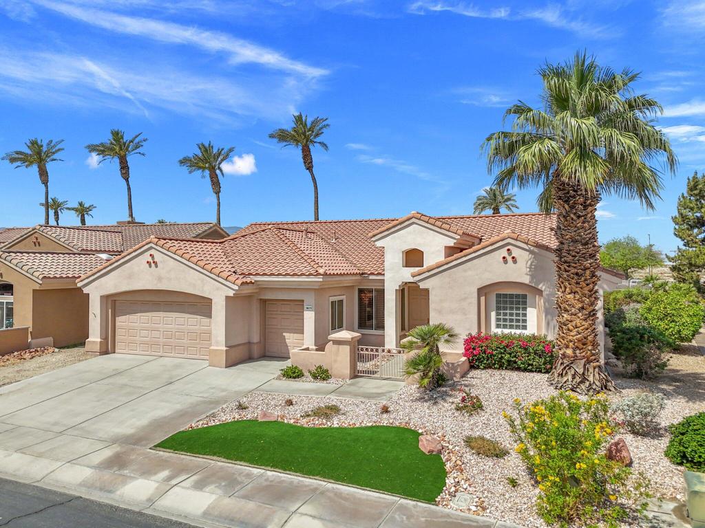 38173 Grand Oaks Avenue