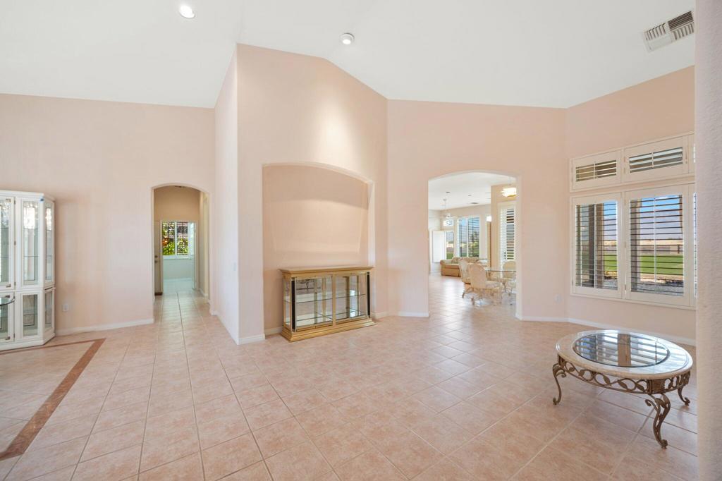 38173 Grand Oaks Avenue