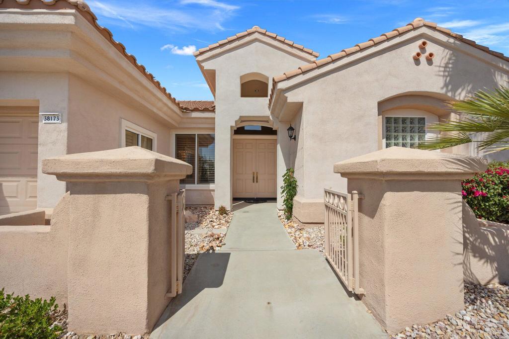 38173 Grand Oaks Avenue