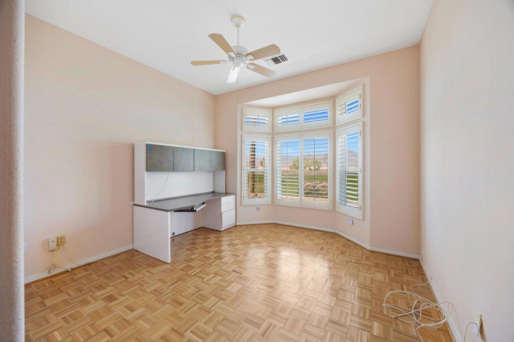 38173 Grand Oaks Avenue