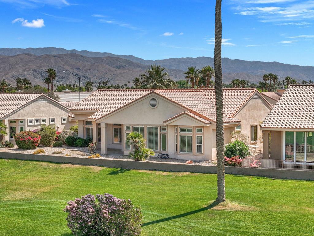 38173 Grand Oaks Avenue