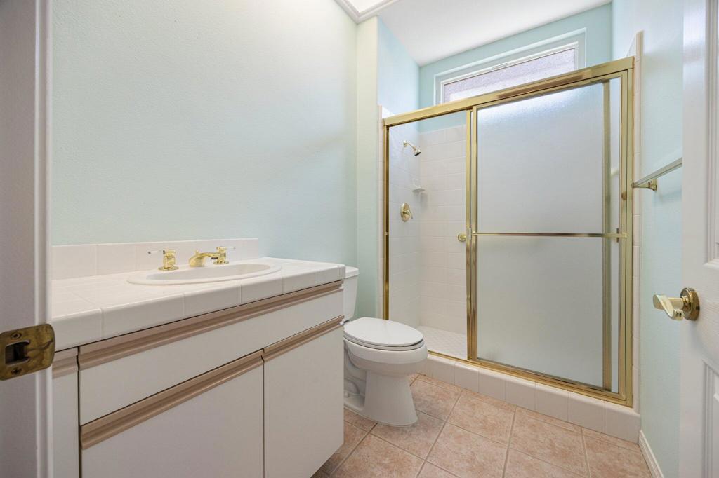 38173 Grand Oaks Avenue