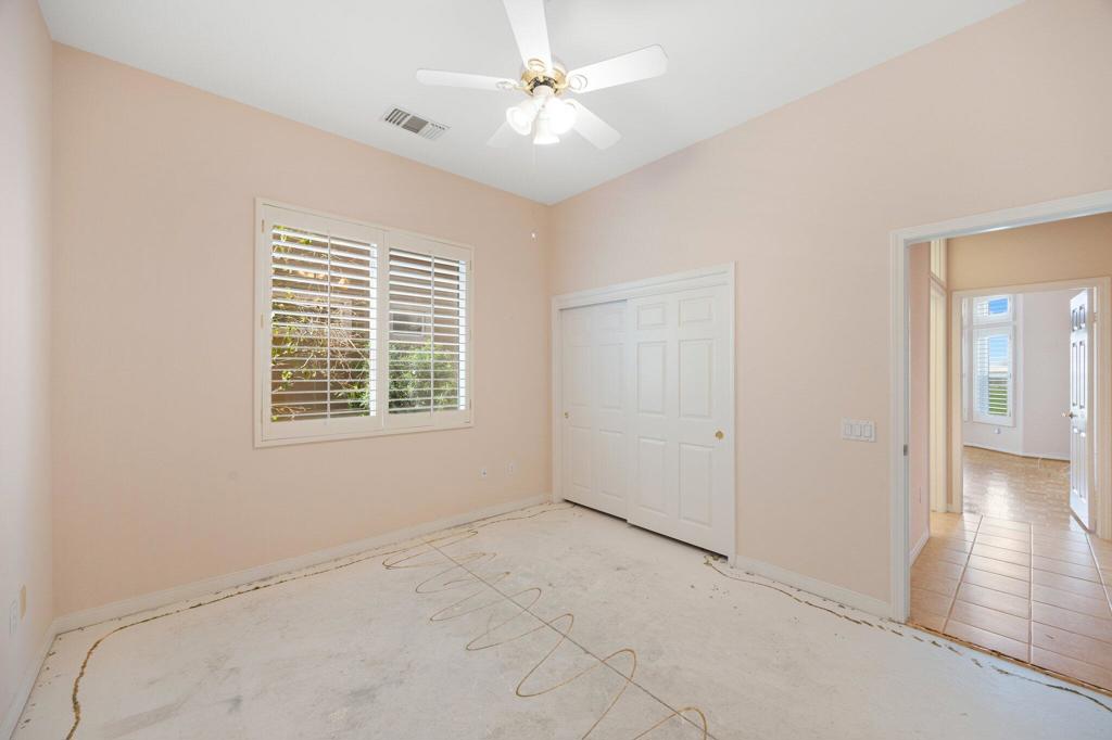 38173 Grand Oaks Avenue