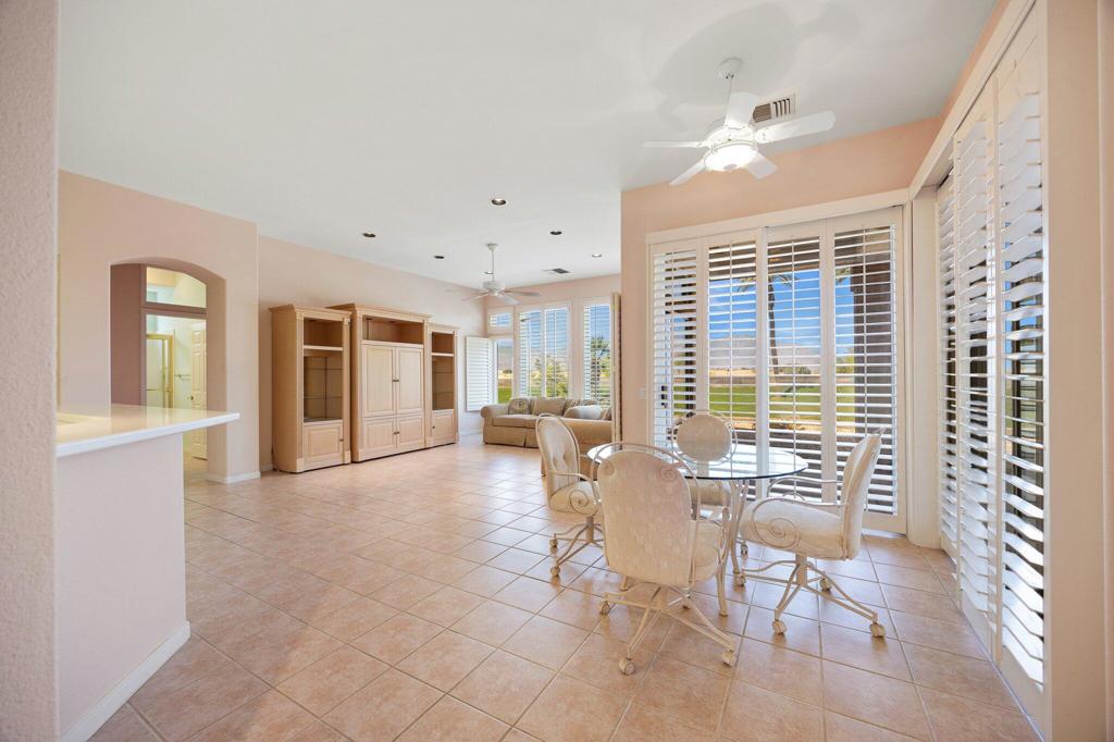 38173 Grand Oaks Avenue