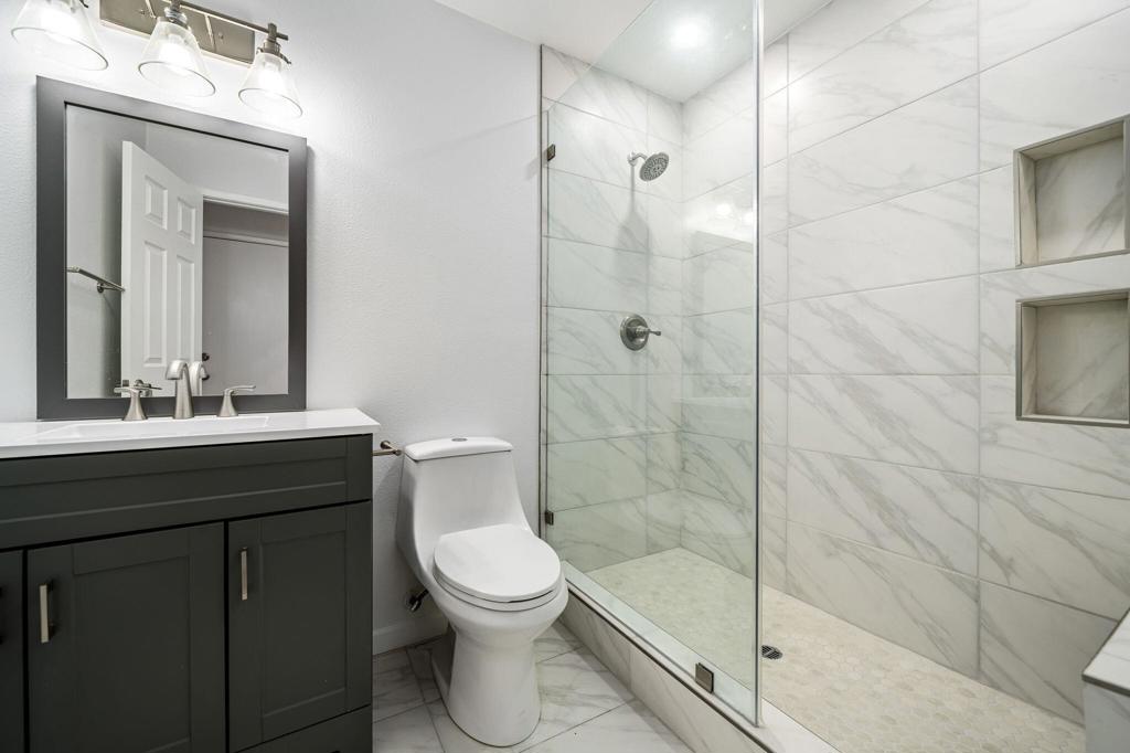 45420 Deerbrook Circle