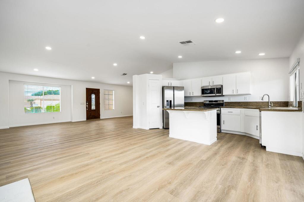 45420 Deerbrook Circle