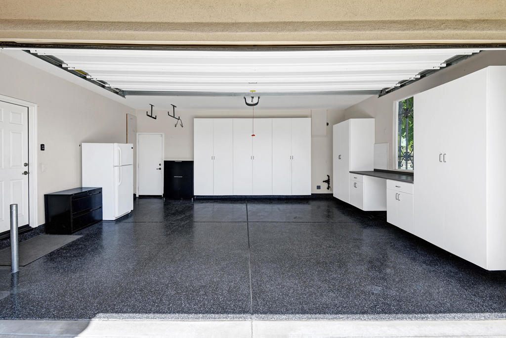 80055 Golden Gate Drive