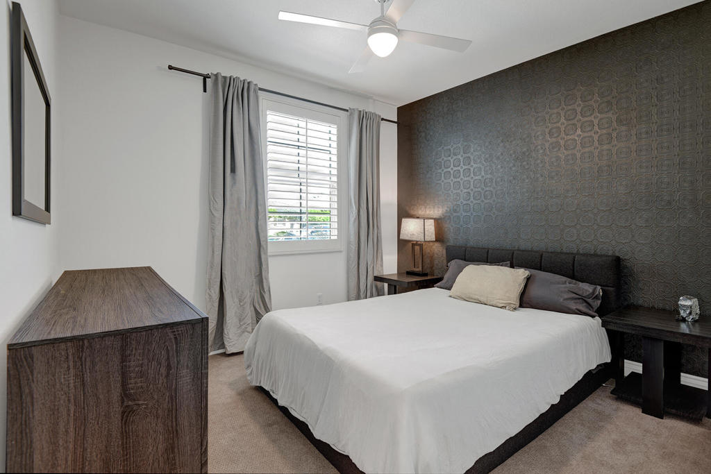 80055 Golden Gate Drive