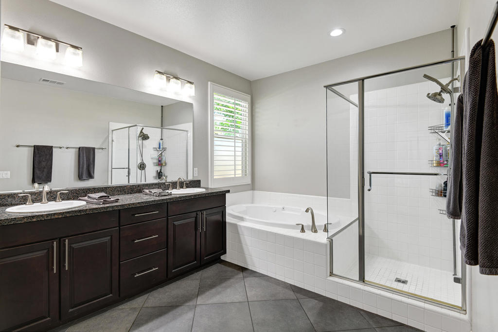 80055 Golden Gate Drive