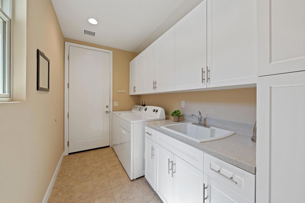 2801 Retreat Circle