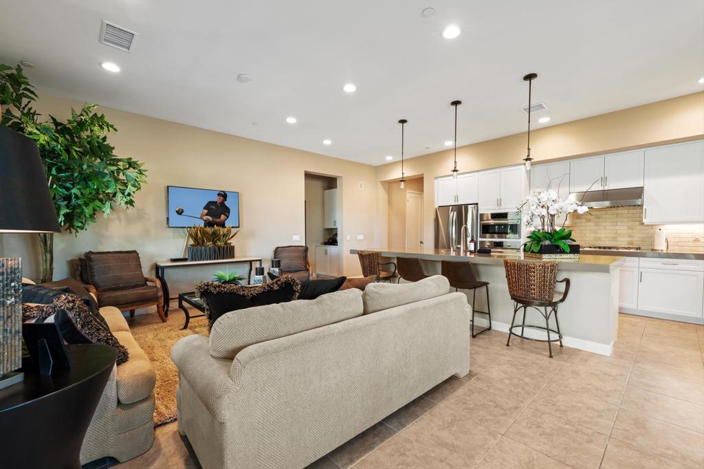 2801 Retreat Circle