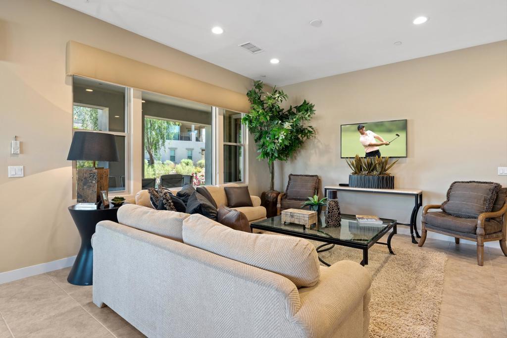 2801 Retreat Circle