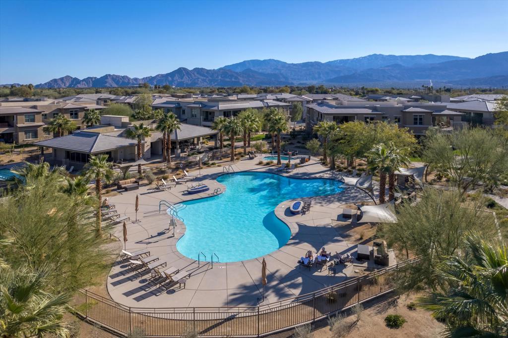 2801 Retreat Circle