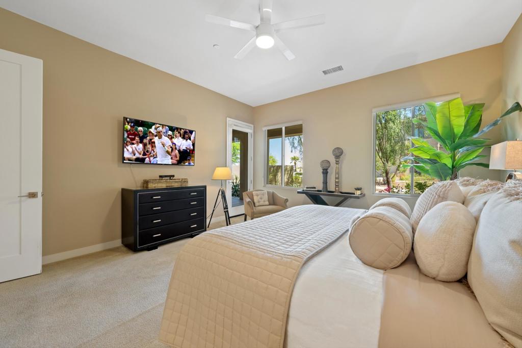 2801 Retreat Circle