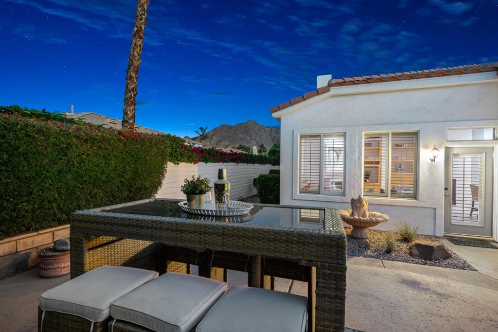76936 Comanche Lane