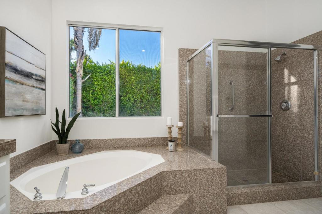 76936 Comanche Lane
