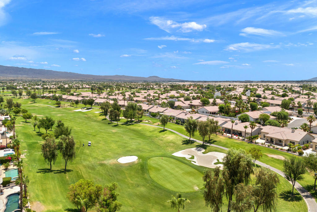 80592 Avenida San Ignacio