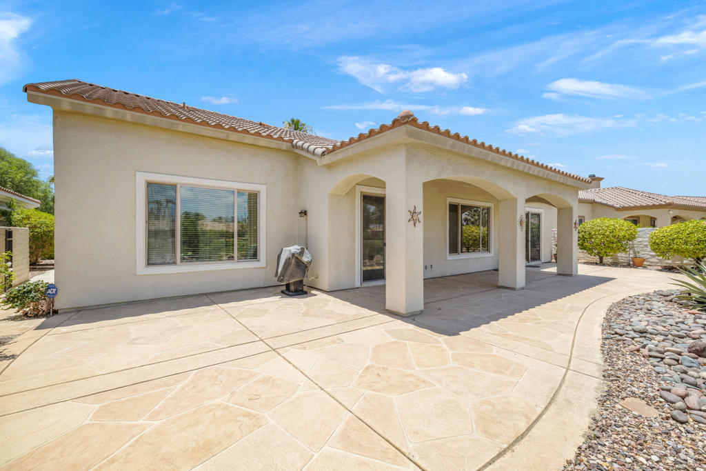 80592 Avenida San Ignacio