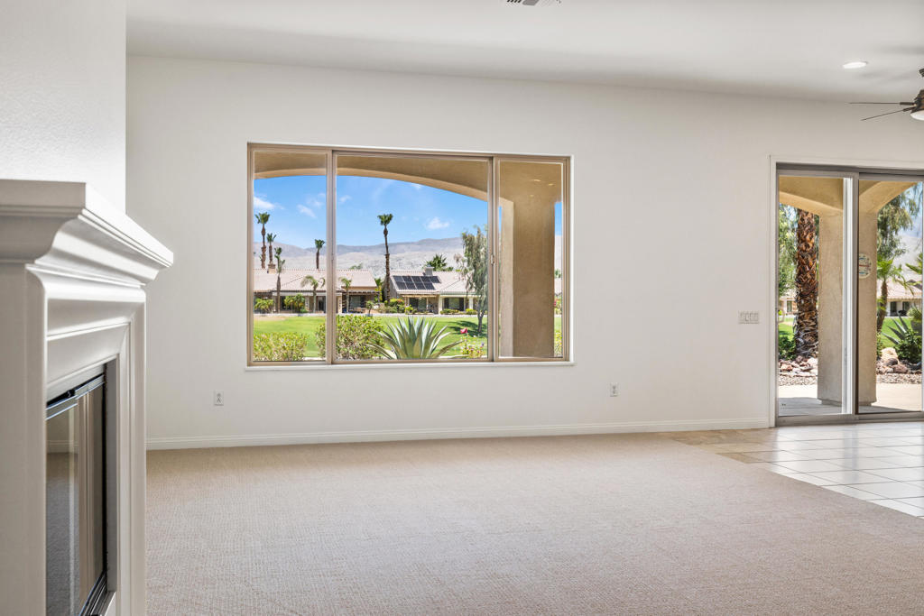 80592 Avenida San Ignacio