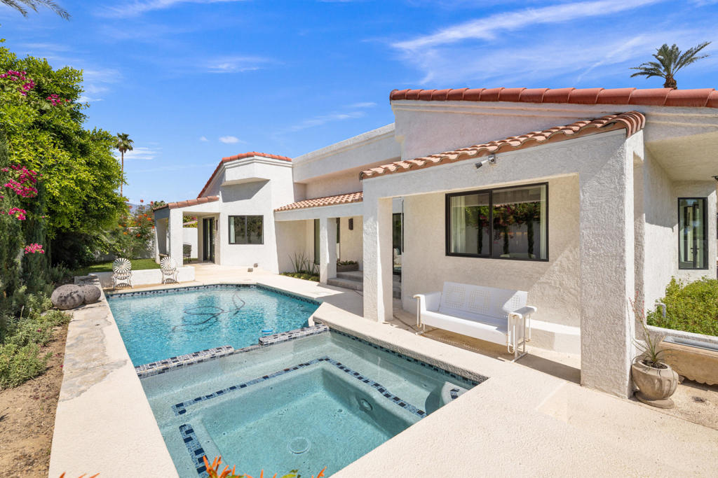 75465 Montecito Drive