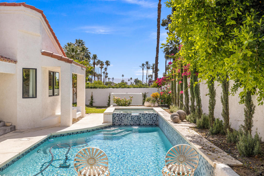 75465 Montecito Drive