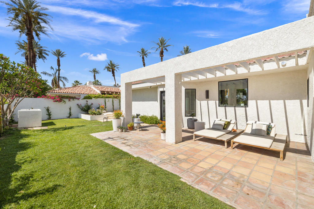 75465 Montecito Drive