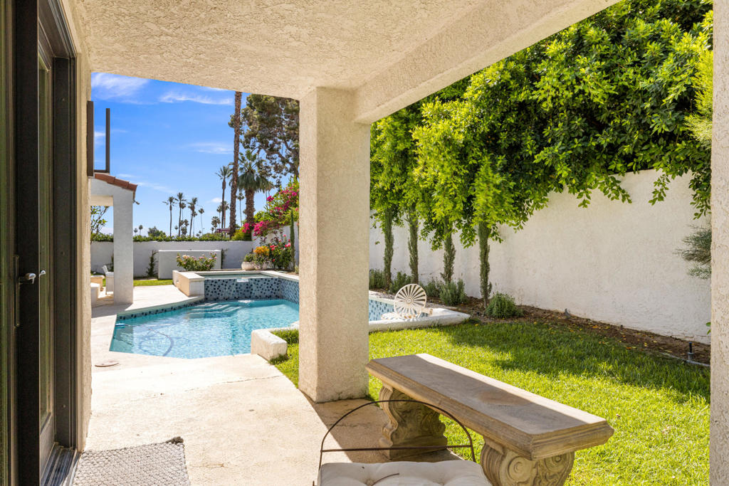 75465 Montecito Drive