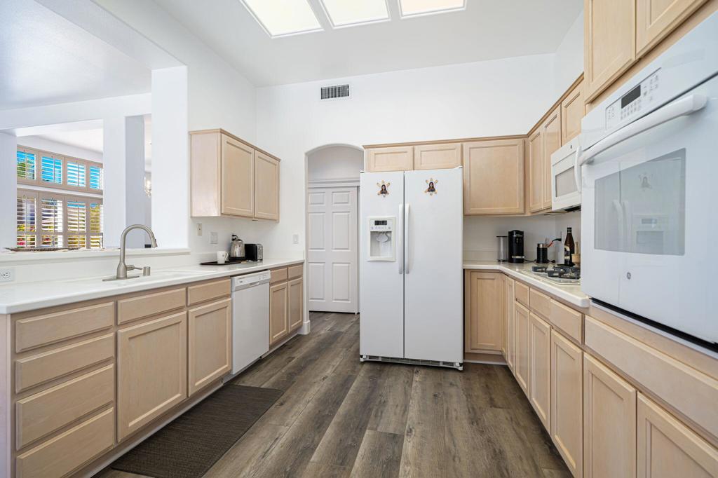 37616 Eveningside Road