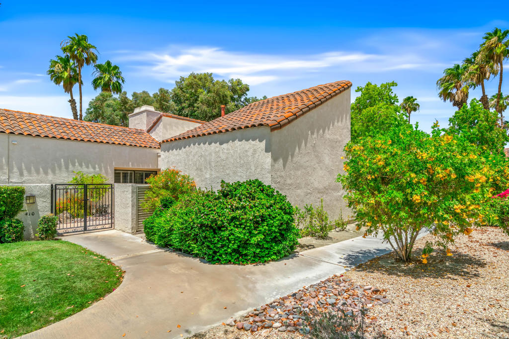 410 Forest Hills Drive